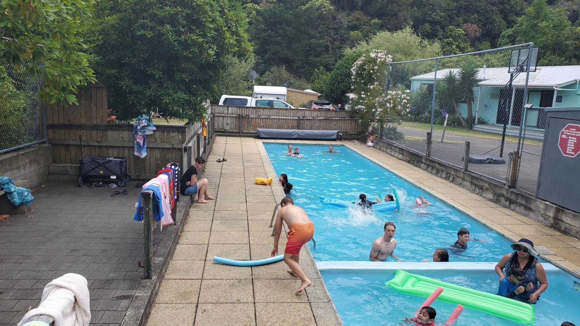 Dickson Holiday park Thames